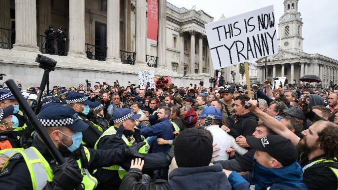 В Великобритании начались массовые забастовки