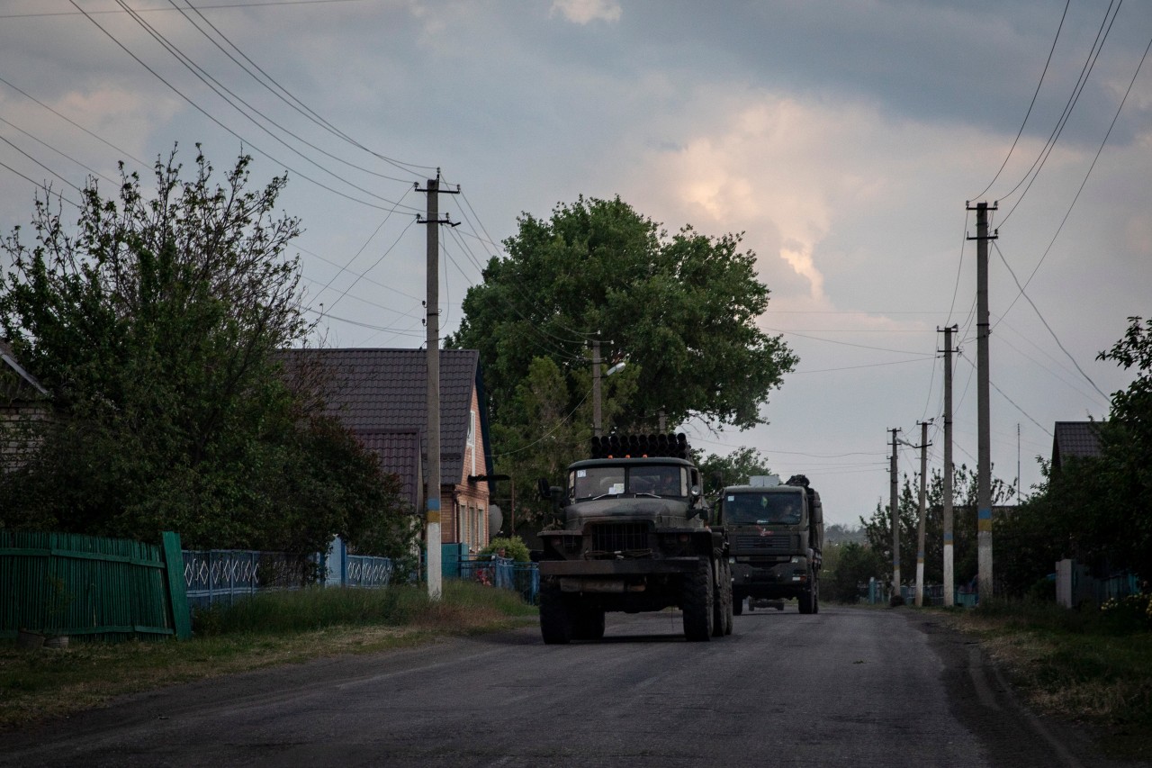 Лисичанск луганская область. Украинские дороги. Луганская область. Лисичанск фотографии. Лисичанск сегодня.