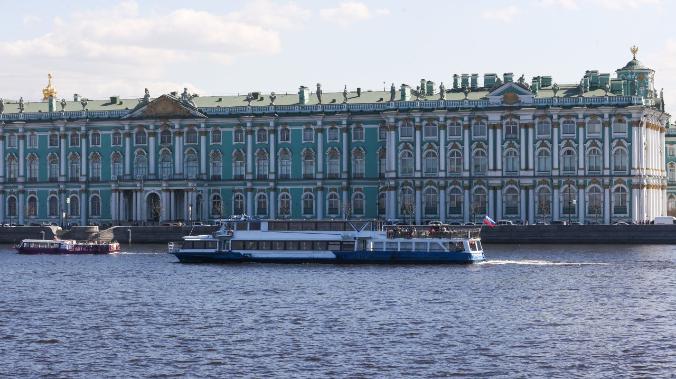Пиотровский: Эрмитаж не будет возить экспонаты за рубеж в ближайший год