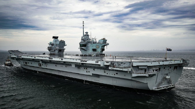 Крупнейший военный корабль Великобритании сломался третий раз за последние месяцы