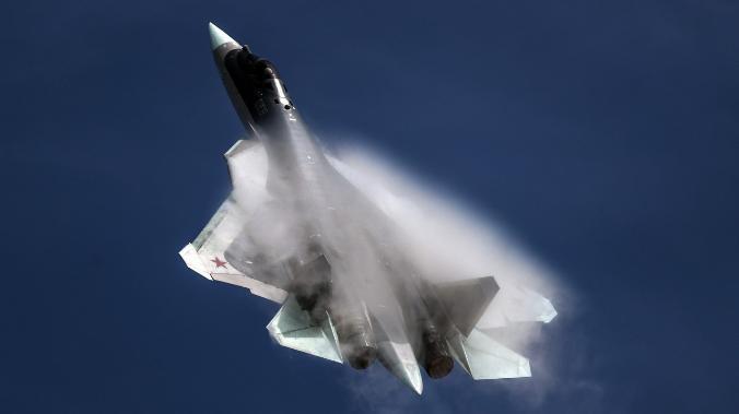 Американский эксперт назвал истребитель Су-57 «красивым убийцей»