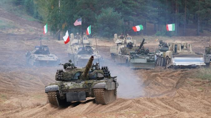 Конгресс США призывает превратить Восточную Европу в военный полигон