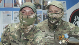 Батальон «Алушты» и «Хобота» продвигается вперед