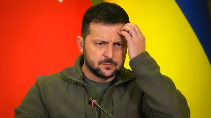 Обозреватель Рон Пол: на Западе стремительно растет недовольство Зеленским