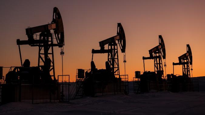 Европа продолжает покупать «очищенную от санкций» российскую нефть