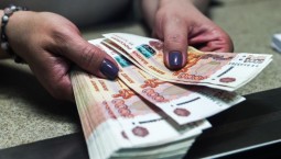 Сотрудница банка в Севастополе украла со счетов клиентов 24 млнруб. 