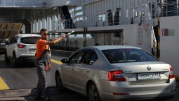 В Крым могут пустить паром для электрокаров 