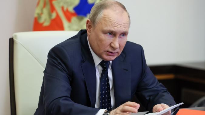 Владимир Путин опроверг информацию о теракте в Кременчуге