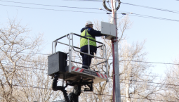 В сквере имени Горького в Балаклаве ищут причину отсутствия света 