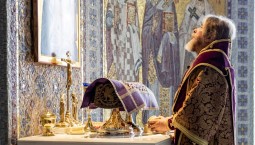 В праздник Христова Воскресения Владыка Тихон пожелал севастопольцам и крымчанам Божьей помощи