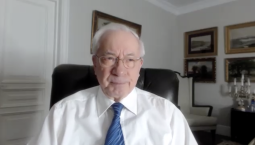 Азаров: США передали Украине 54 млрд долларов наличными   