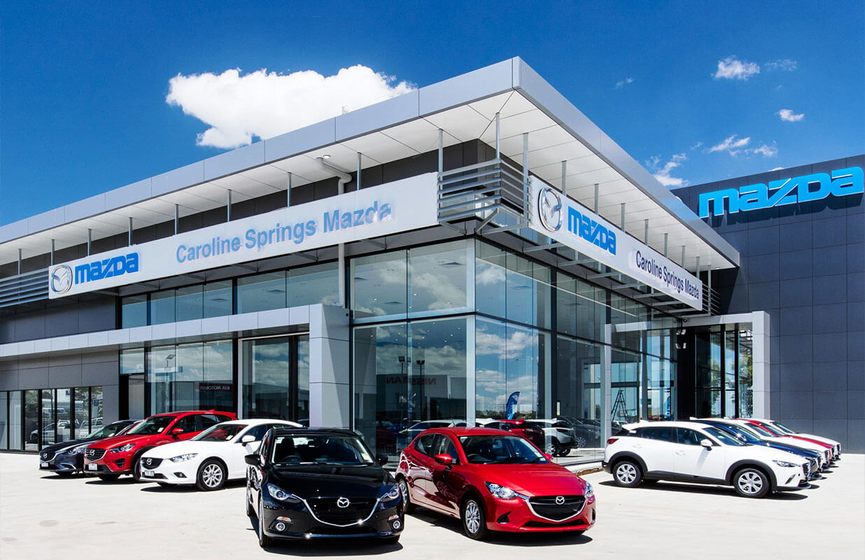 Моторс авто. Фаворит Моторс Мазда Реутов. Автодилер Mazda. Mazda dealership. Мазда центр в Красноярске.