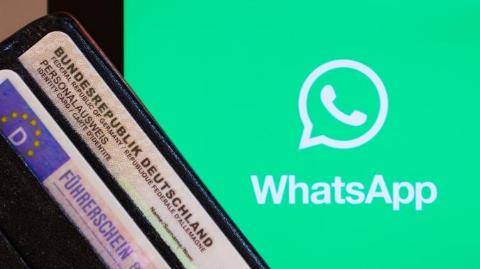Мошенники взламывают WhatsApp под видом родственников