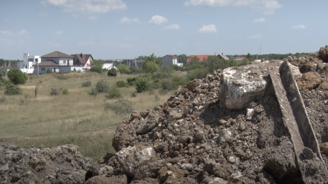 Дело по свалке на Монастырском шоссе передано в военную прокуратуру