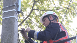 Во дворах домов на улице Охотской обновили освещение