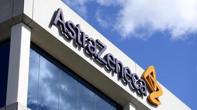 Жителей Великобритании начали вакцинировать препаратом AstraZeneca