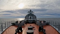 Противолодочные корабли Северного флота показали огневую мощь