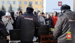 Студенты Крыма примерили на себя роль полицейских