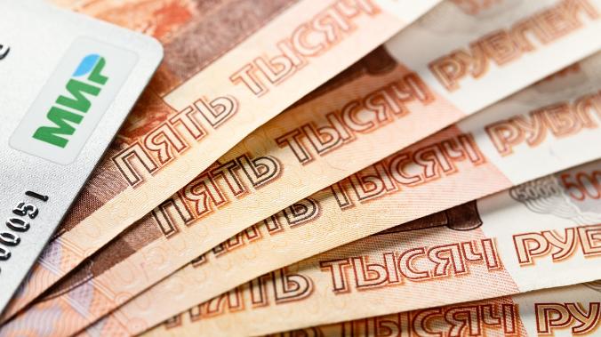 Соцфонд досрочно выплатит пенсии и пособия