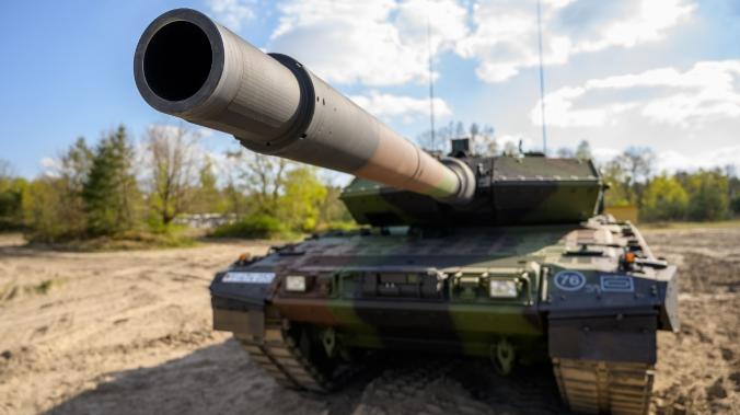 Испания извинилась перед Германией за попытку передать немецкие танки Украине