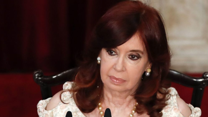 Вице-президент Аргентины Кристина Киршнер приговорена к шести годам тюрьмы