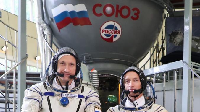 Семь часов в открытом космосе. Русские космонавты завершили работу за бортом МКС