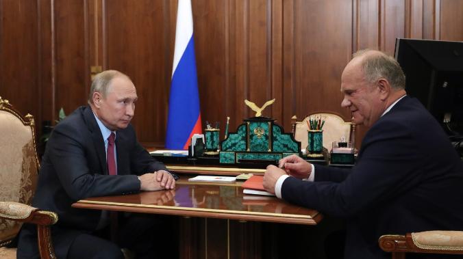 Зюганов намерен просить Путина «разобраться» с силовиками из-за травли КПРФ