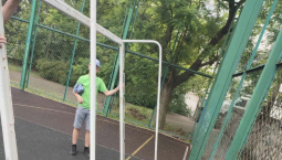 В Севастополе на ребёнка упали футбольные ворота