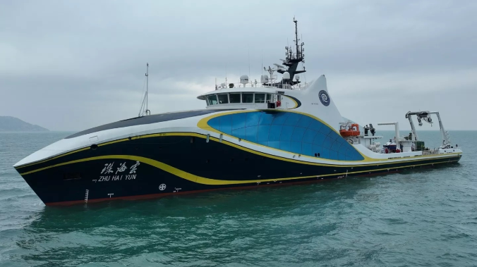 Первое в мире беспилотное исследовательское судно спустили на воду в Китае