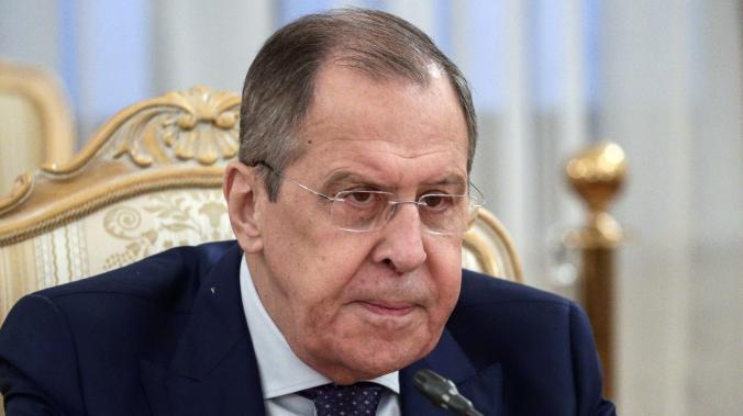 Лавров рассказал о “зашкаливающем градусе истерики” Запада из-за Навального 