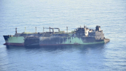 Судно «Арктик метагаз» дрейфует в Средиземном море